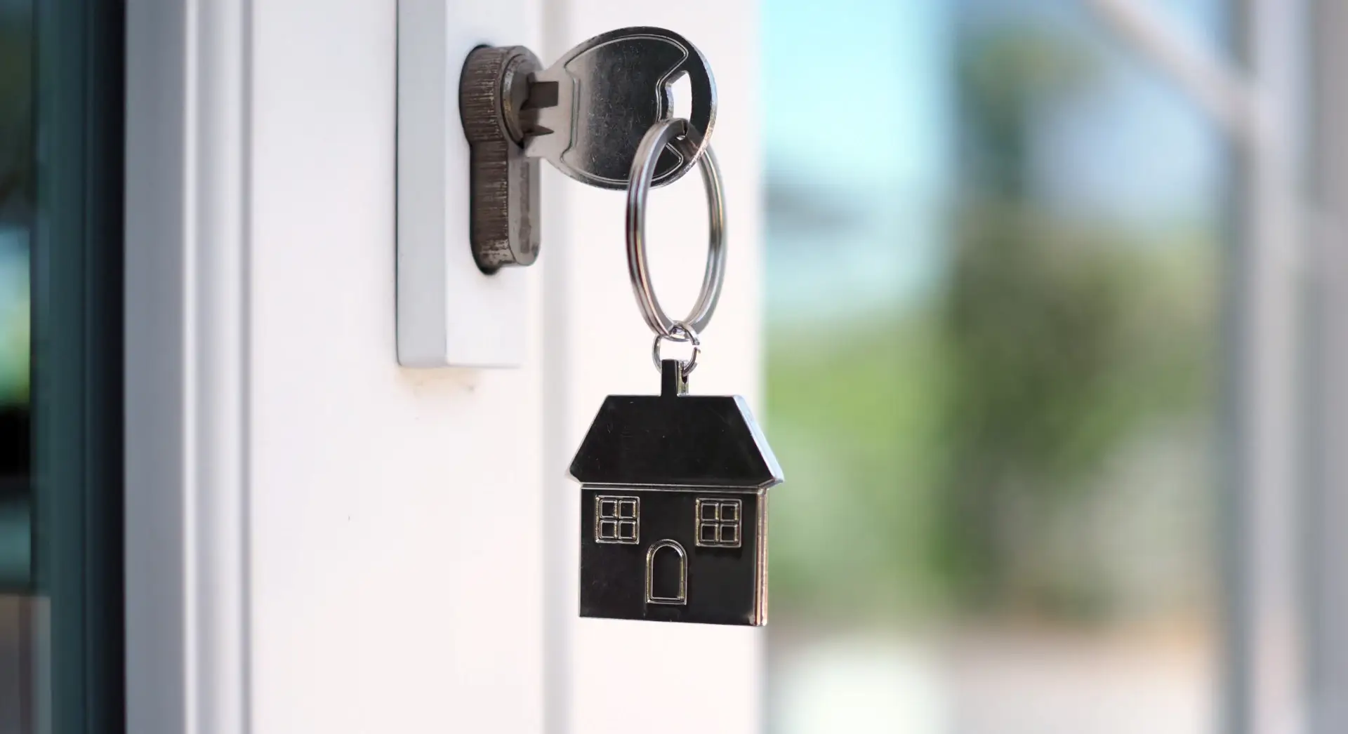 Unlock the key to your new home with Latin Mortgage Group, LLC.